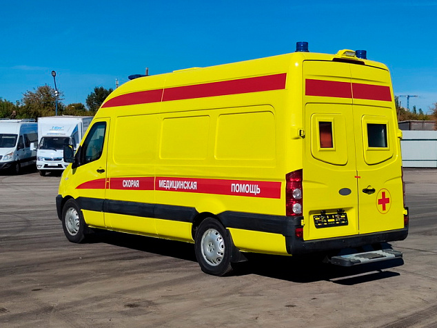 Автомобиль скорой медицинской помощи со скрытым бронированием Бр3 модель 365022 Класса C